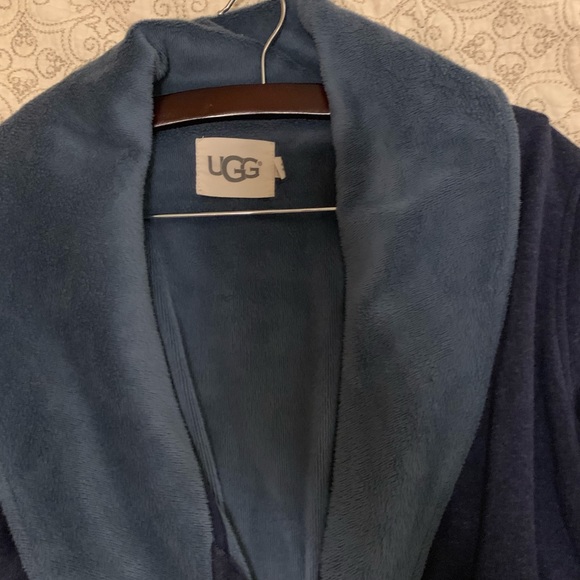 Ugh Blue Robe - Picture 2 of 5